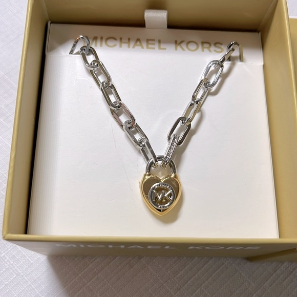 NEW Michael Kors two-toned necklace. Silver & gold tones. Chain link Box incl - Picture 1 of 14